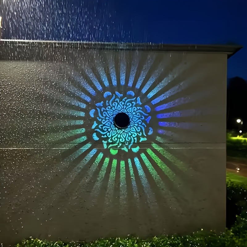 Home Decor Outside - Solar-LED-Wandleuchte Mandala-Projektionslaterne Wasserdichte Außenbeleuchtung für Hof